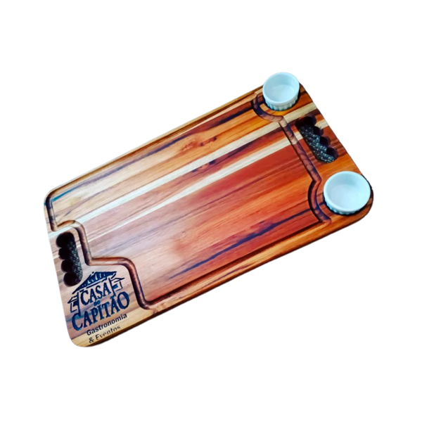 Elevando cozinhas com elegância funcional - tábuas de corte Ma Art CNC: utilidade e design premium em uma peça única.